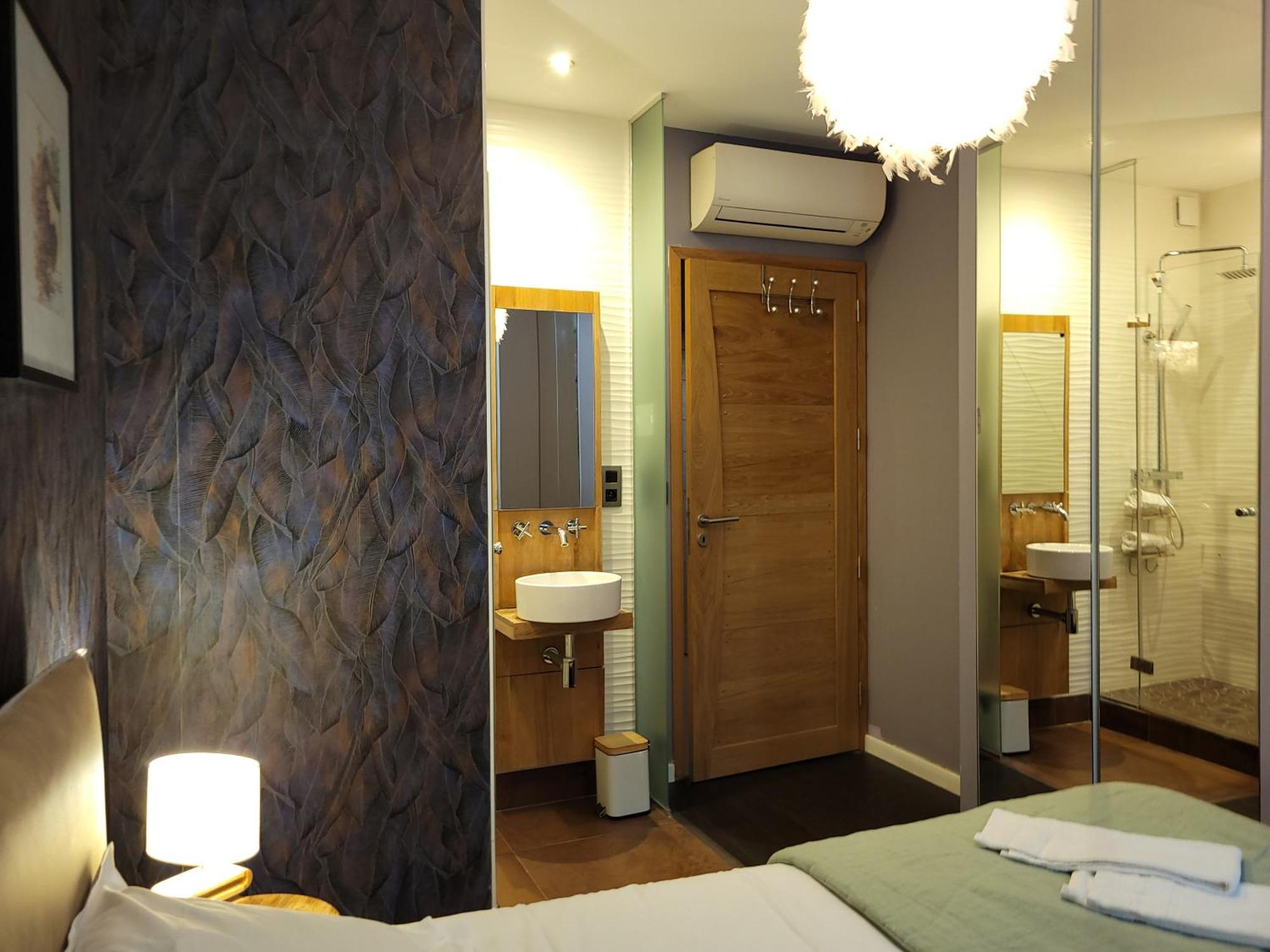 L'Eau Vive Jacuzzi Et Sauna En Vieille Ville 5 آنسي المظهر الخارجي الصورة